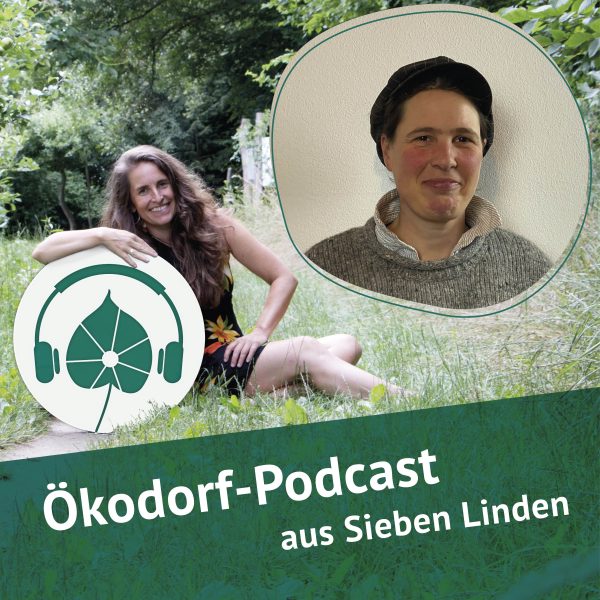Podcast Cover mit Simone und dem Logo es Podcast. Daneben ein Kreis mit einem Bild von Bettina Keller darin, die über Stohballen-Lehmbau im Podcast berichtet.