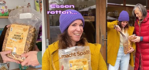 Sophie verteilt getrocknete Mango an verschiedene Menschen